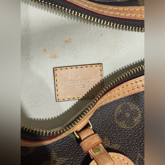 Louis Vuitton High Rise - Picture 4 of 7